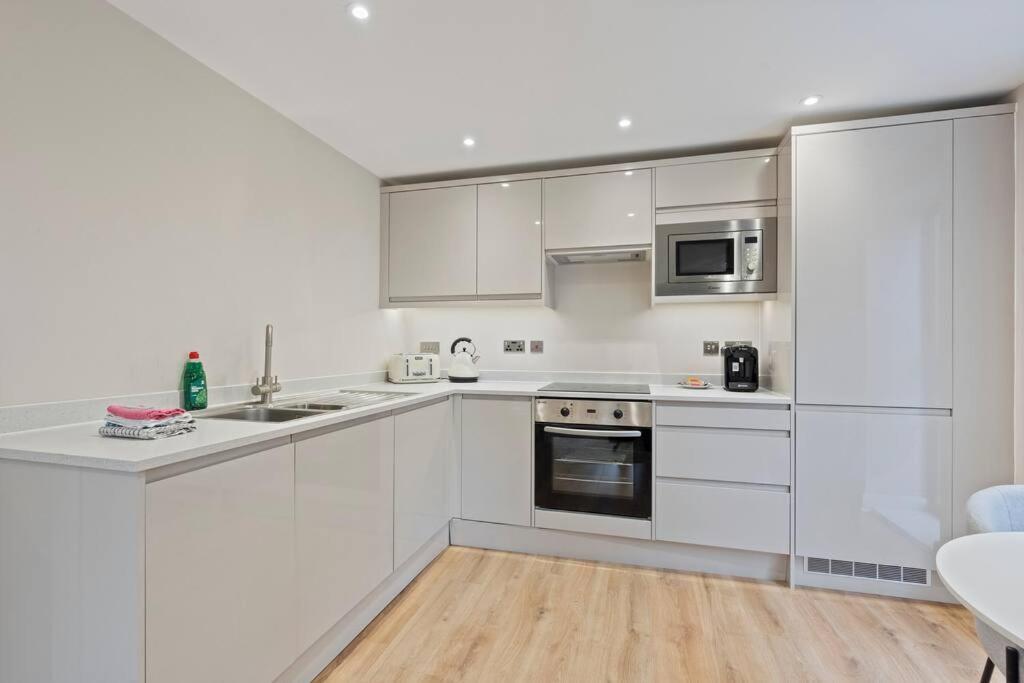 Stylish Retreat In Central Leeds Central Station Buitenkant foto