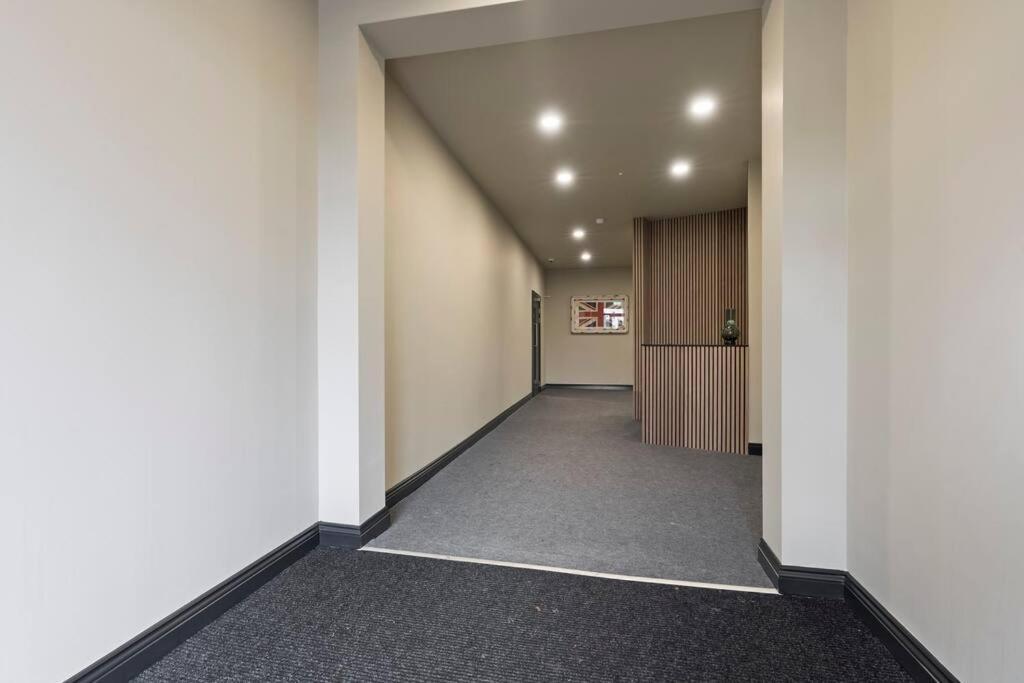 Stylish Retreat In Central Leeds Central Station Buitenkant foto