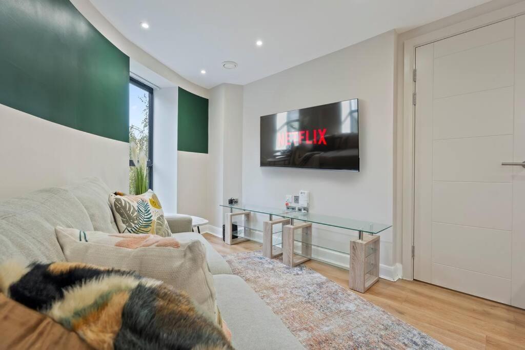 Stylish Retreat In Central Leeds Central Station Buitenkant foto