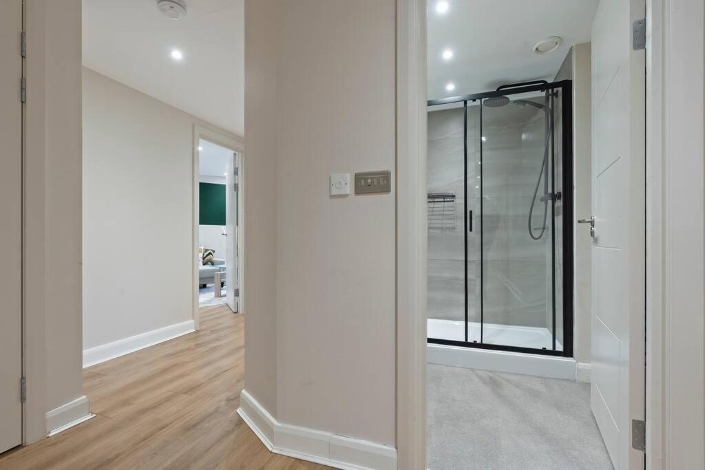 Stylish Retreat In Central Leeds Central Station Buitenkant foto
