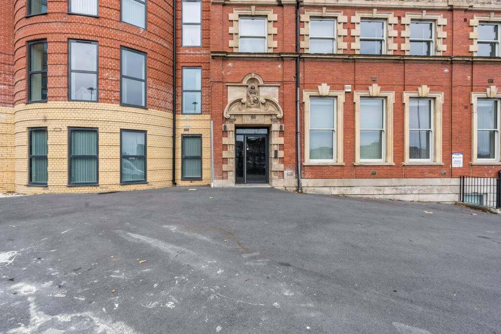 Stylish Retreat In Central Leeds Central Station Buitenkant foto